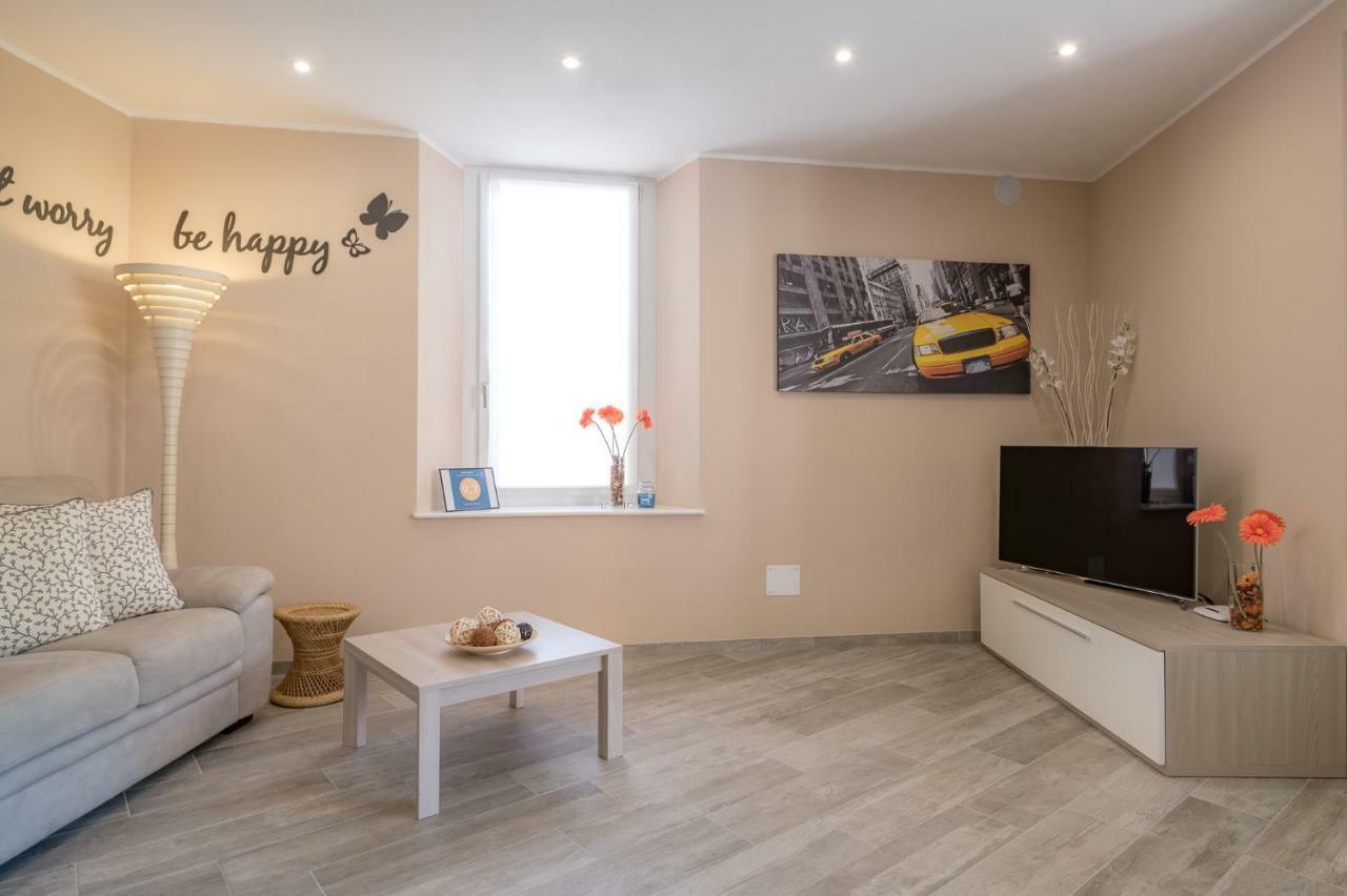 Apartamento Casa Dei Platani Wi-Fi Parking Free San Siro  Exterior foto